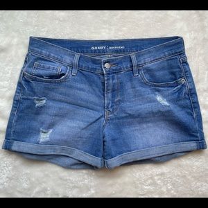 Old Navy Distressed front  Boyfriend short jeans. Size 8. Gently used.